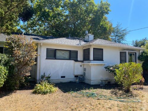 1064 Clark St, Santa Rosa, CA 95404-5158