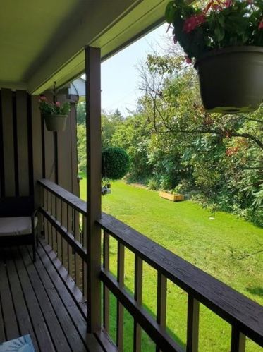 4306 Hemlock Cir, Allison Park PA  15101-2122 exterior