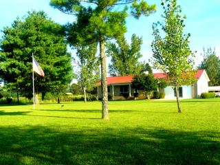 23 Clark Rd, Flintville, TN 37335-5236