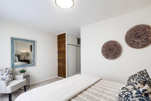 2070 Cable St, San Diego CA 92107-3313 exterior