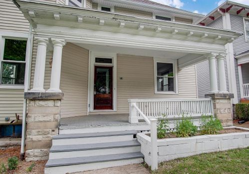 818 Mcintire Ave, Zanesville, OH 43701-3347