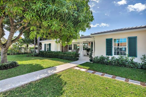 260 Edmor Rd, West Palm Beach, FL 33405-2760