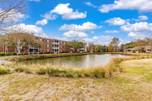 1447 Cambridge Lakes Dr, Mount Pleasant SC  29464-7301 exterior