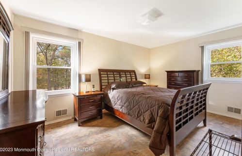 922 Morris Ave, Lakewood NJ  08701-5521 exterior