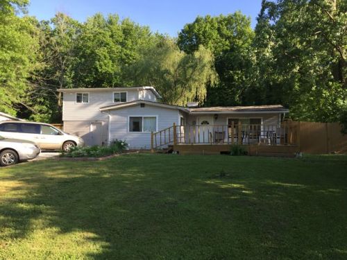 35293 Elm Rd, North Eaton, OH 44044-9511