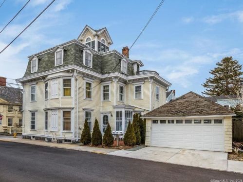 93 Water St, Stonington CT  06378-1463 exterior