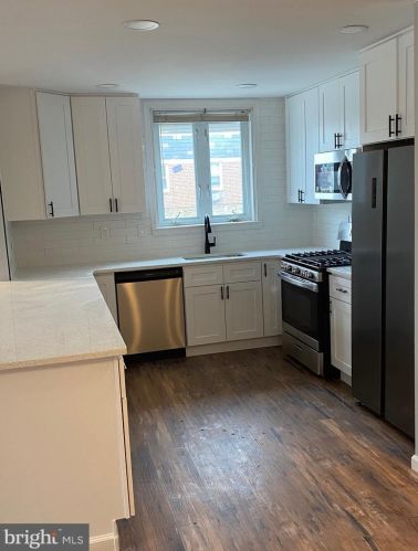 1101 Hartel Ave, Philadelphia PA  19111-3205 exterior