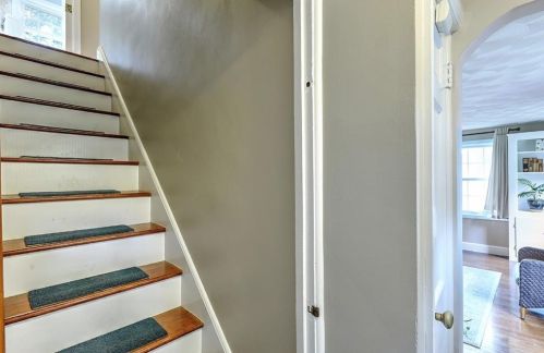 16 Cormier Rd, Lincoln RI  02865-3104 exterior