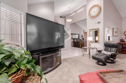 5444 Riviera Dr, Glendale AZ  85304-2422 exterior