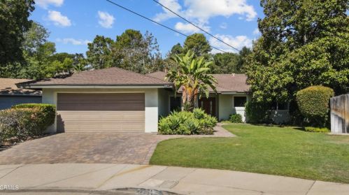 2271 Laughlin St, La Canada, CA 91011-1232