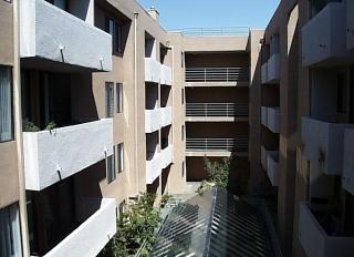 1800 New Hampshire Ave, Los Angeles CA  90006-4518 exterior
