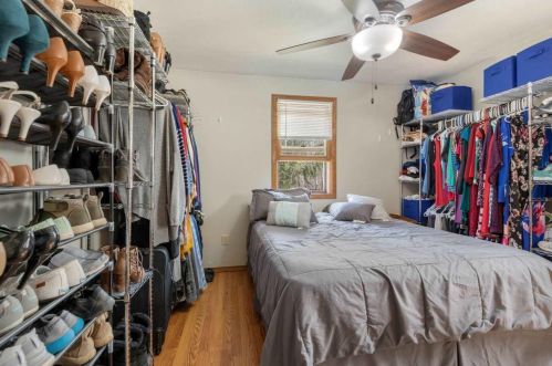 1157 Crestwood Dr, Green Bay WI 54313-5411 exterior