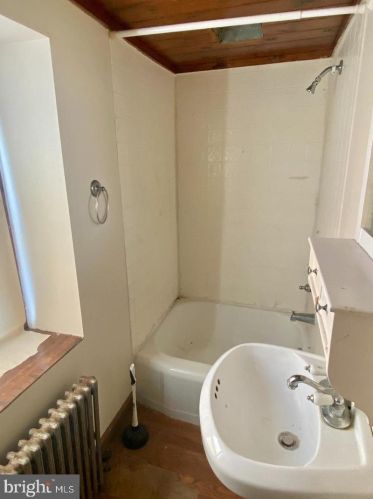 144 Moyer Rd, Pottstown PA  19464-1532 exterior