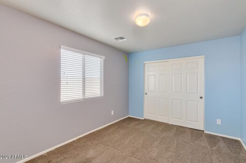 827 Anastasia St, San Tan Valley AZ  85140-5792 exterior