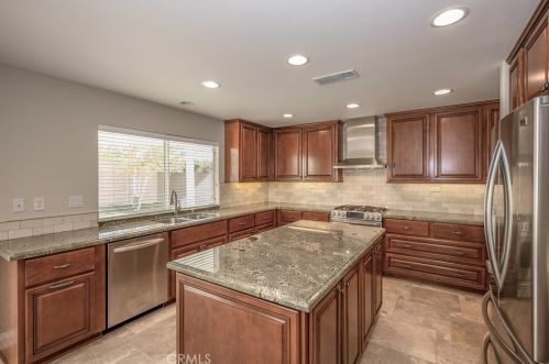28660 Deer Springs Dr, Santa Clarita, CA 91390-5741