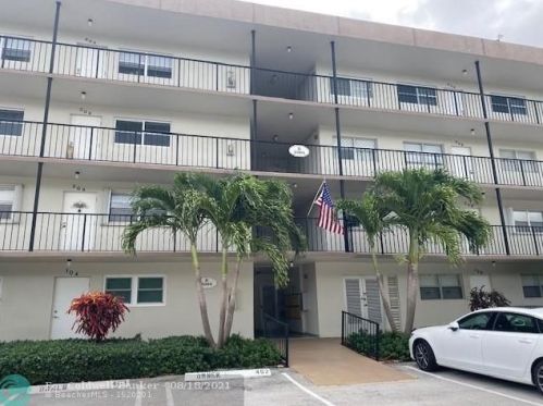 2004 Federal Hwy, Boynton Beach FL  33435-6959 exterior