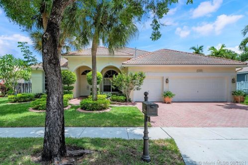 12841 21st St, Hollywood, FL 33028-2536