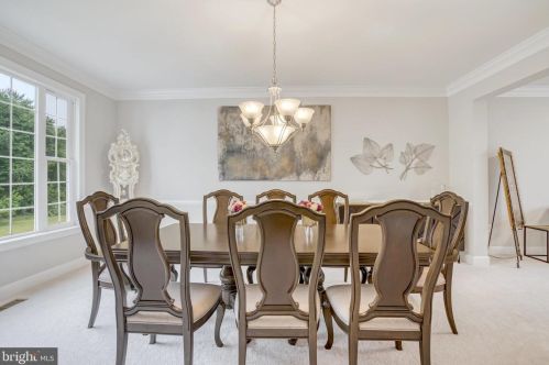 42104 Glynn Tarra Pl, Leesburg VA  20176-5478 exterior