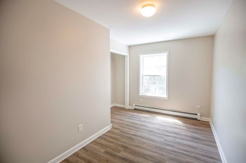 29 Theresa Ave, Salem NH  03079-3959 exterior