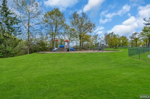 167 Robertson Way, Lincoln Park NJ  07035-1851 exterior