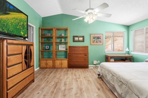 47445 Rainbow Oaks Dr, Temecula CA  92592-2937 exterior