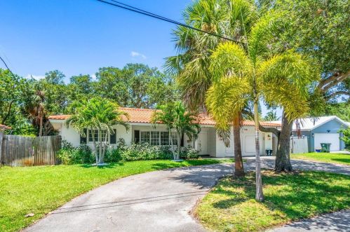 1101 6th Ave, Boca Raton, FL 33432-2528
