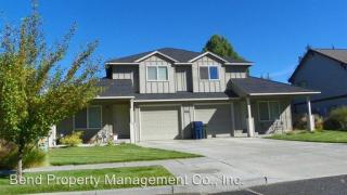20812 Comet Ln, Bend OR  97701-6914 exterior