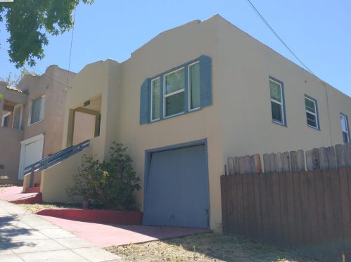 4507 Ellen St, Oakland CA  94601-4728 exterior