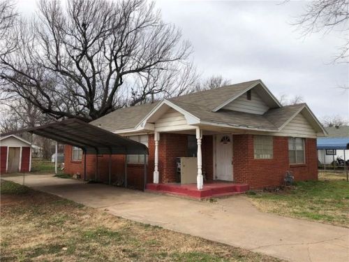 202 Ash, Maysville, OK 73057-3623