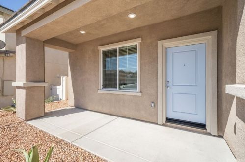16882 Desert Willow St, Victorville, CA 92394-1415