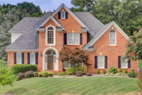 9161 Hailes Abbey Ln, Knoxville, TN 37922-8563
