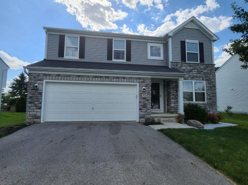 3159 Sitka Spruce Dr, Darbydale, OH 43123-1190
