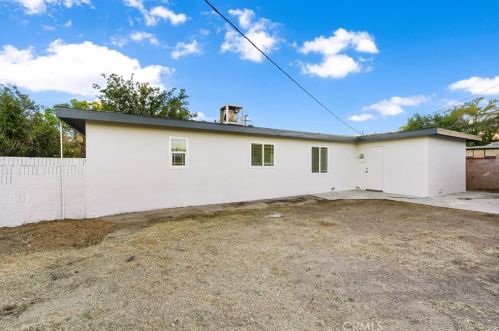 1135 Pillsbury St, Lancaster CA  93534-3323 exterior