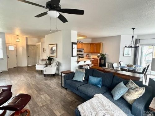 7 Rolling Place Ct, Rio Vista CA  94571-1445 exterior