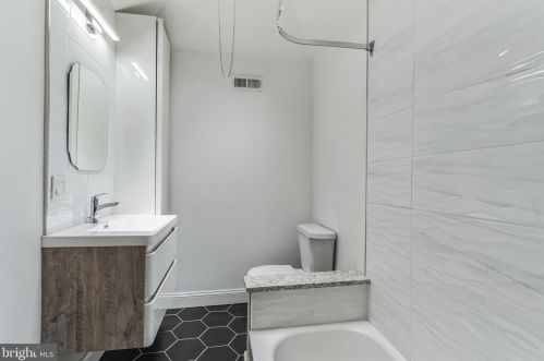 5322 Columbia Ave, Philadelphia PA  19131-3343 exterior