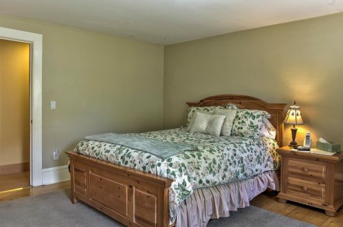 152 High St, Keene NH 03431-3025 exterior