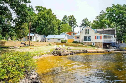 99 Lk Shr Dr, Northwood NH  03261-3707 exterior