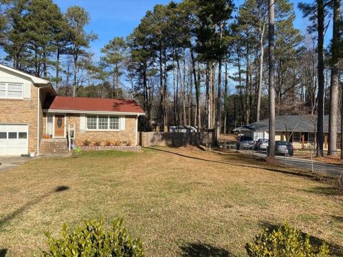 5404 Crestland Ct, Stone Mountain, GA 30087-2907