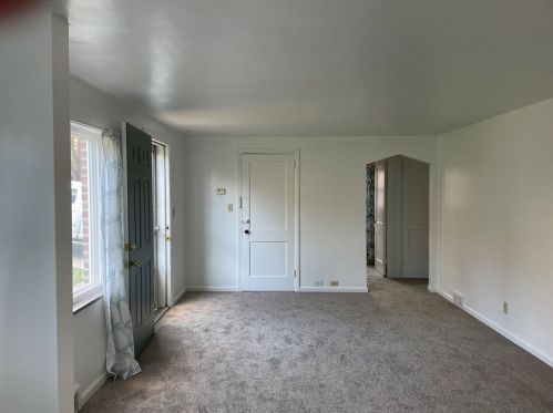 1145 Woodbine St, Pittsburgh, PA 15201-1631