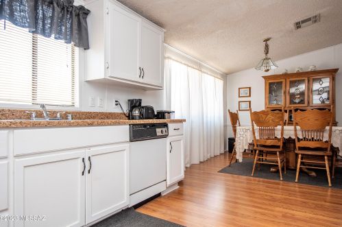 7205 Camino De Oeste, Tucson AZ  85746-8581 exterior