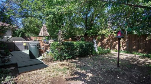 3848 Rolling Mdw Dr, Bedford TX  76021-2640 exterior