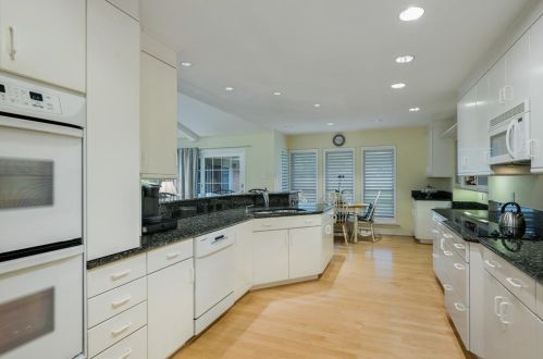 4748 Forest Bend Rd, Dallas TX  75244-6507 exterior