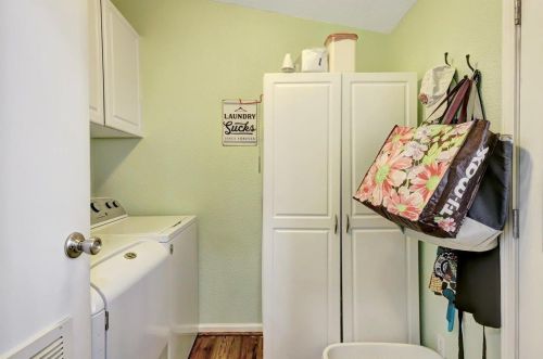 10 Wendy Cir, Grass Valley CA  95945-7037 exterior