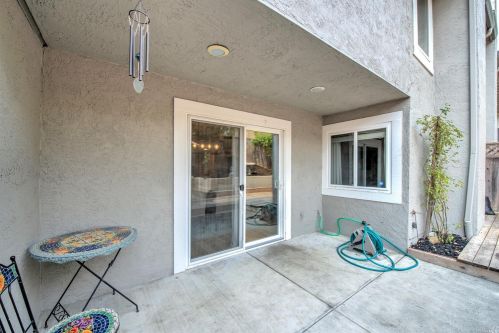 1718 Lindo St, Benicia CA  94510-2338 exterior