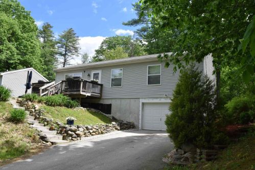 11 Huntington Dr, Hillsboro, NH 03244-4417