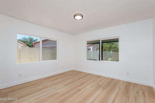 8112 10 Pl, Phoenix AZ 85014-1253 exterior