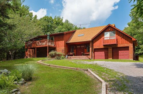 1162 Duell Rd, Stanfordville, NY 12581-5459