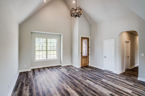 2305 Bourland St, Greenville TX  75401-3591 exterior