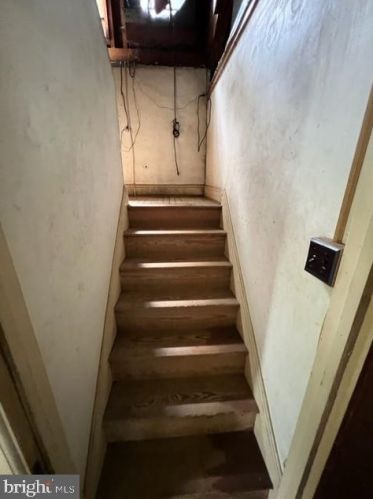 1553 New Holland Pike, Lancaster PA 17601-5653 exterior