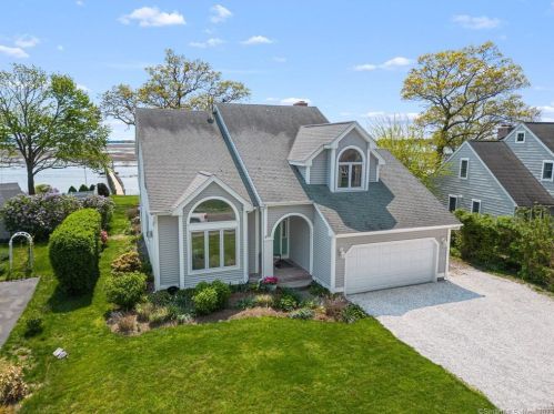 259 Housatonic Dr, Milford CT  06460-4935 exterior